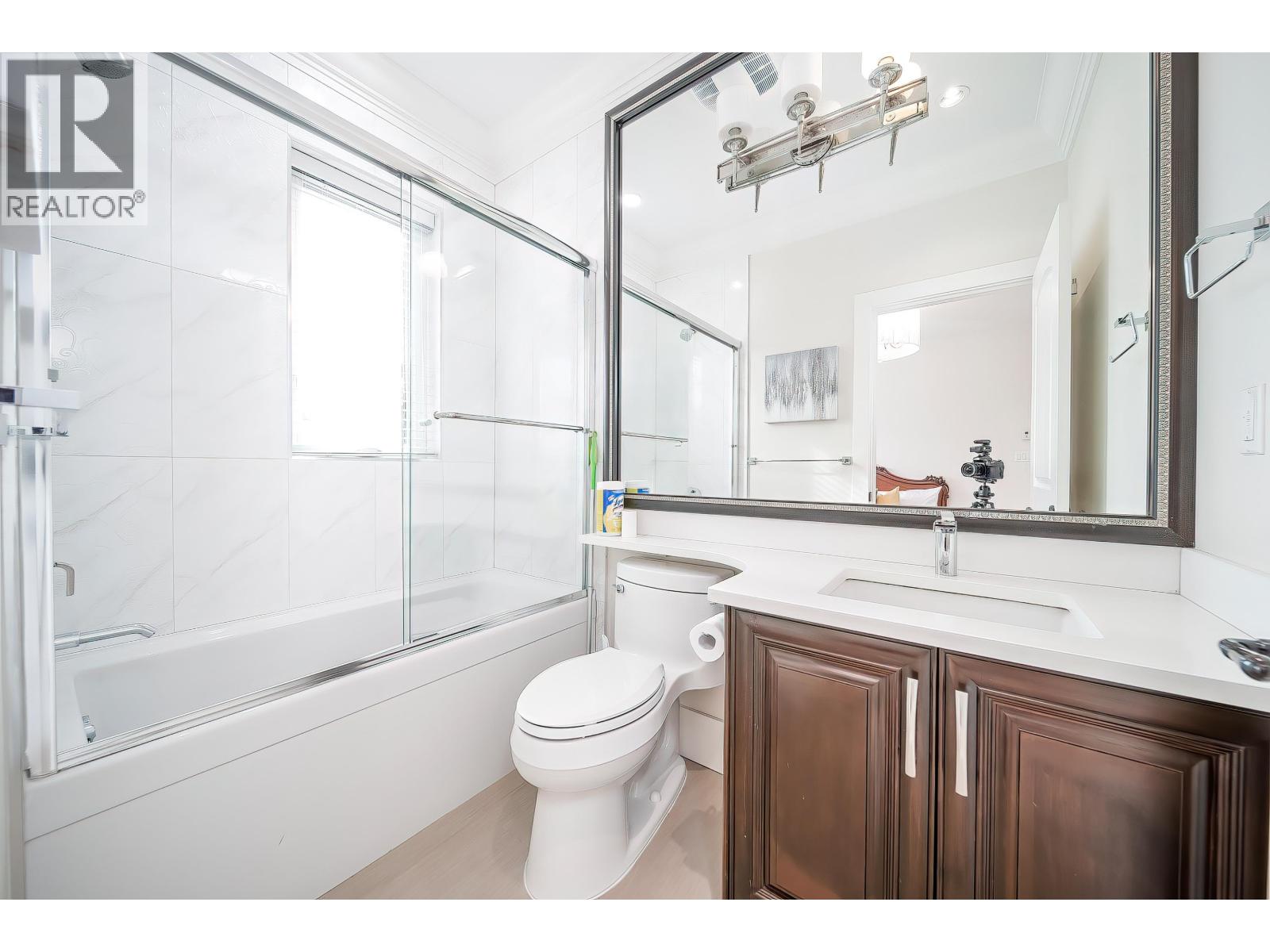 7691 SUNNYDENE Road, Richmond