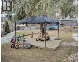 Kitchen - 179 Springbend Road, Enderby, BC V0E1V3 Photo 11