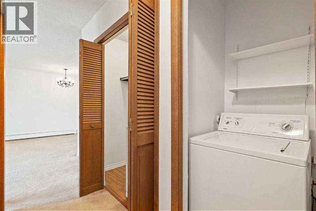 Single Family House for Sale in    Avenue NE Crescent Heights Calgary 