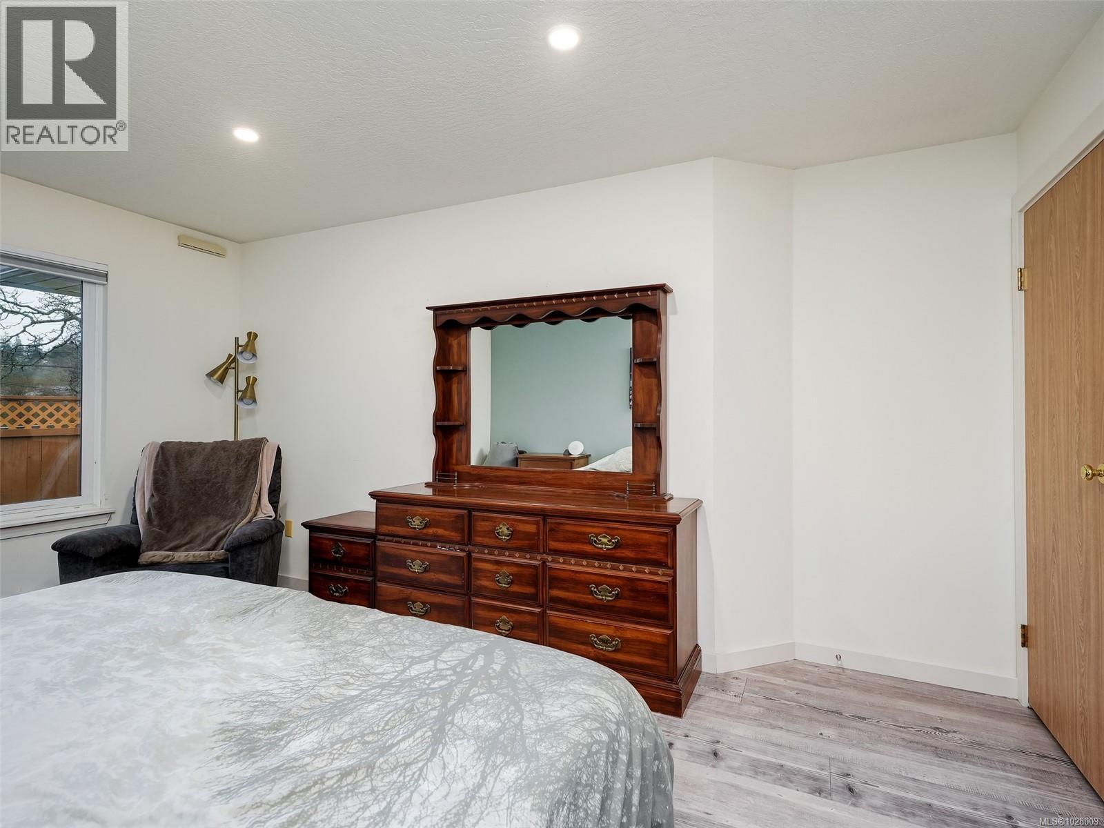 65 4125 Interurban Rd, Saanich