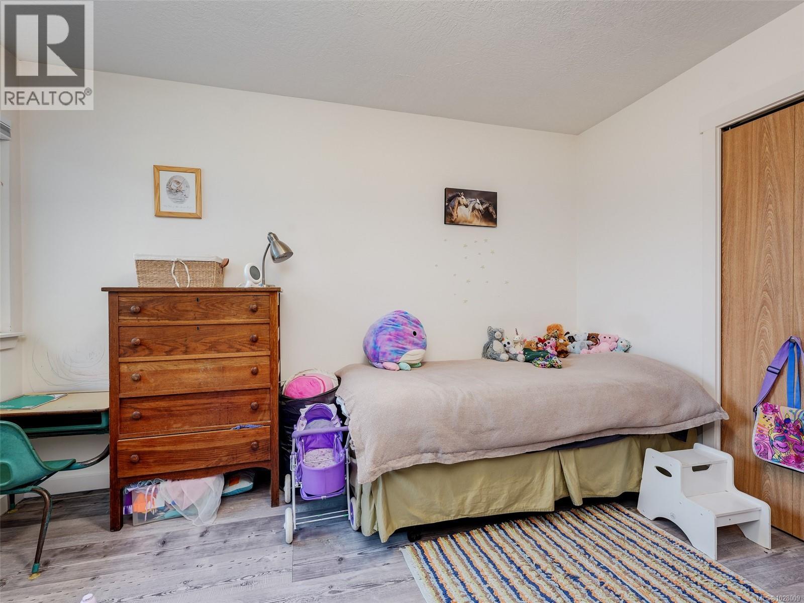 #65 4125 Interurban Rd - 16