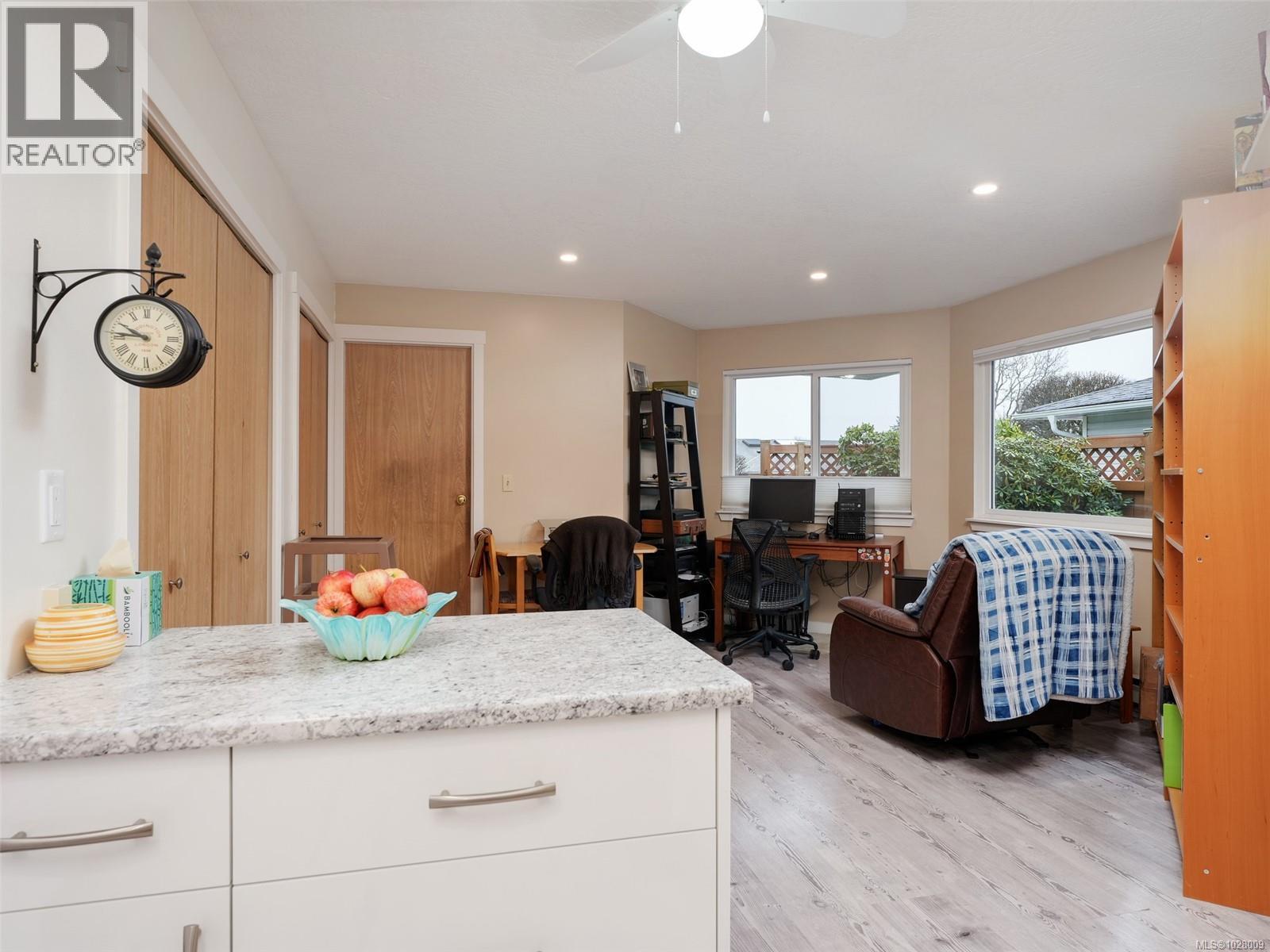#65 4125 Interurban Rd - 9