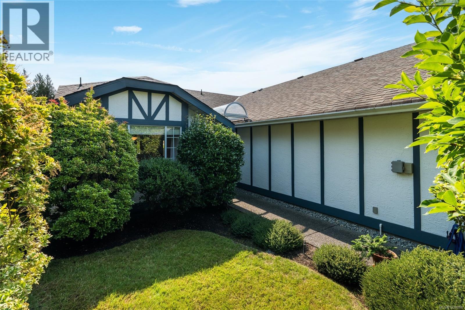 546 Fairways Pl, Cobble Hill