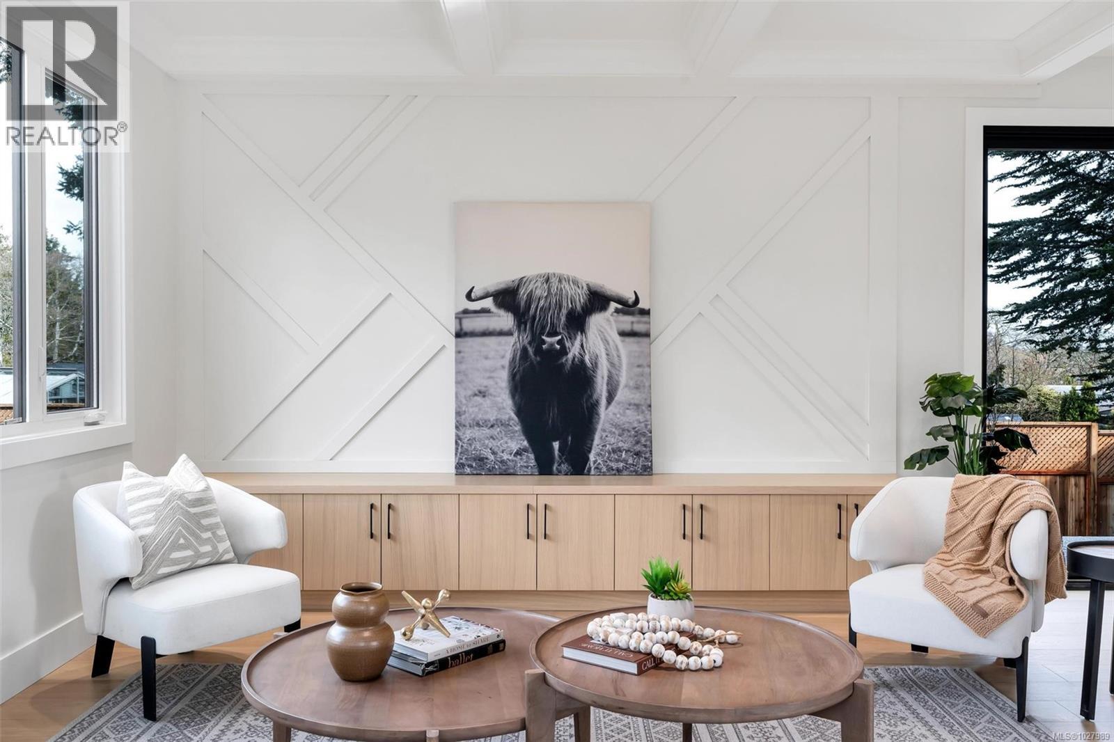 1750 Lyman Duff Lane, Victoria