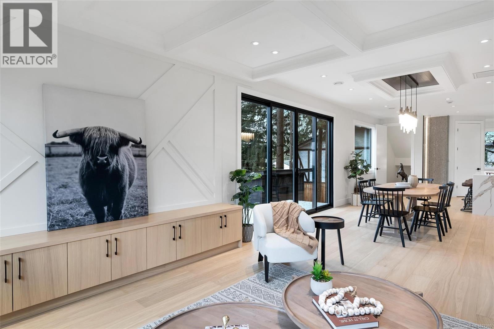 1750 Lyman Duff Lane, Victoria