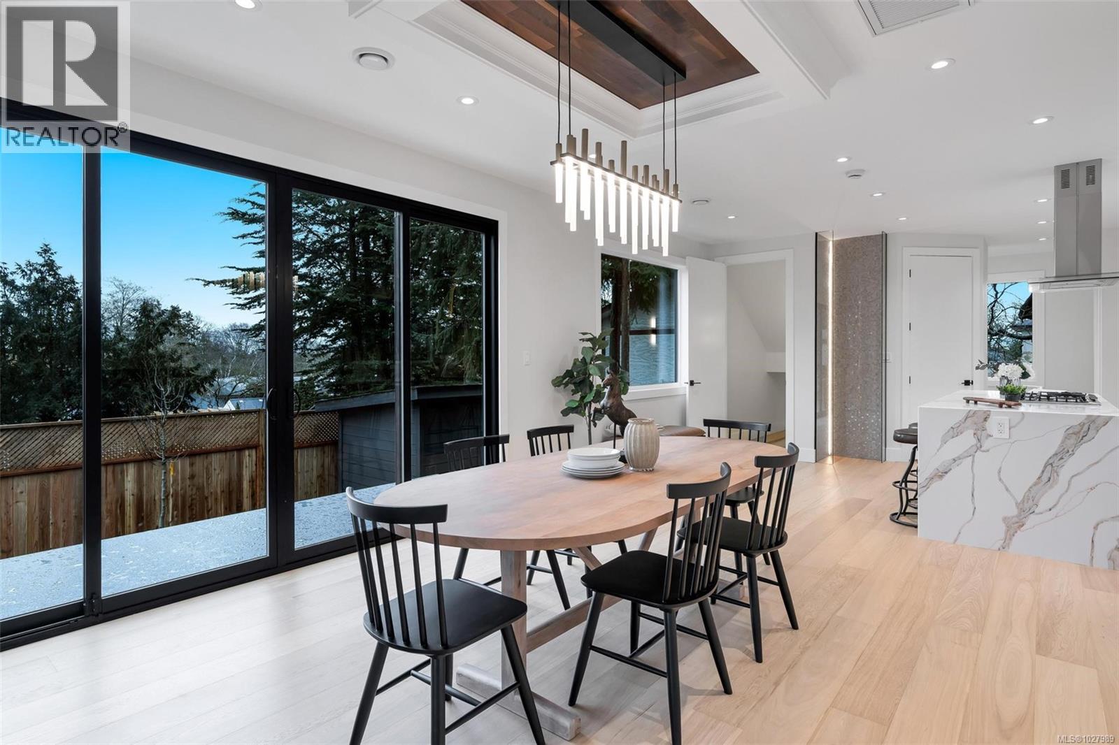 1750 Lyman Duff Lane, Victoria