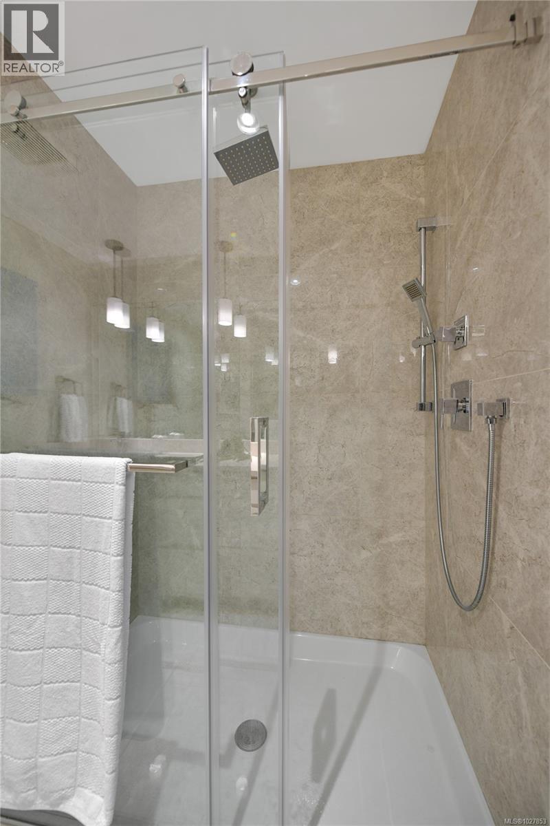 2844 Turnstyle Cres, Langford