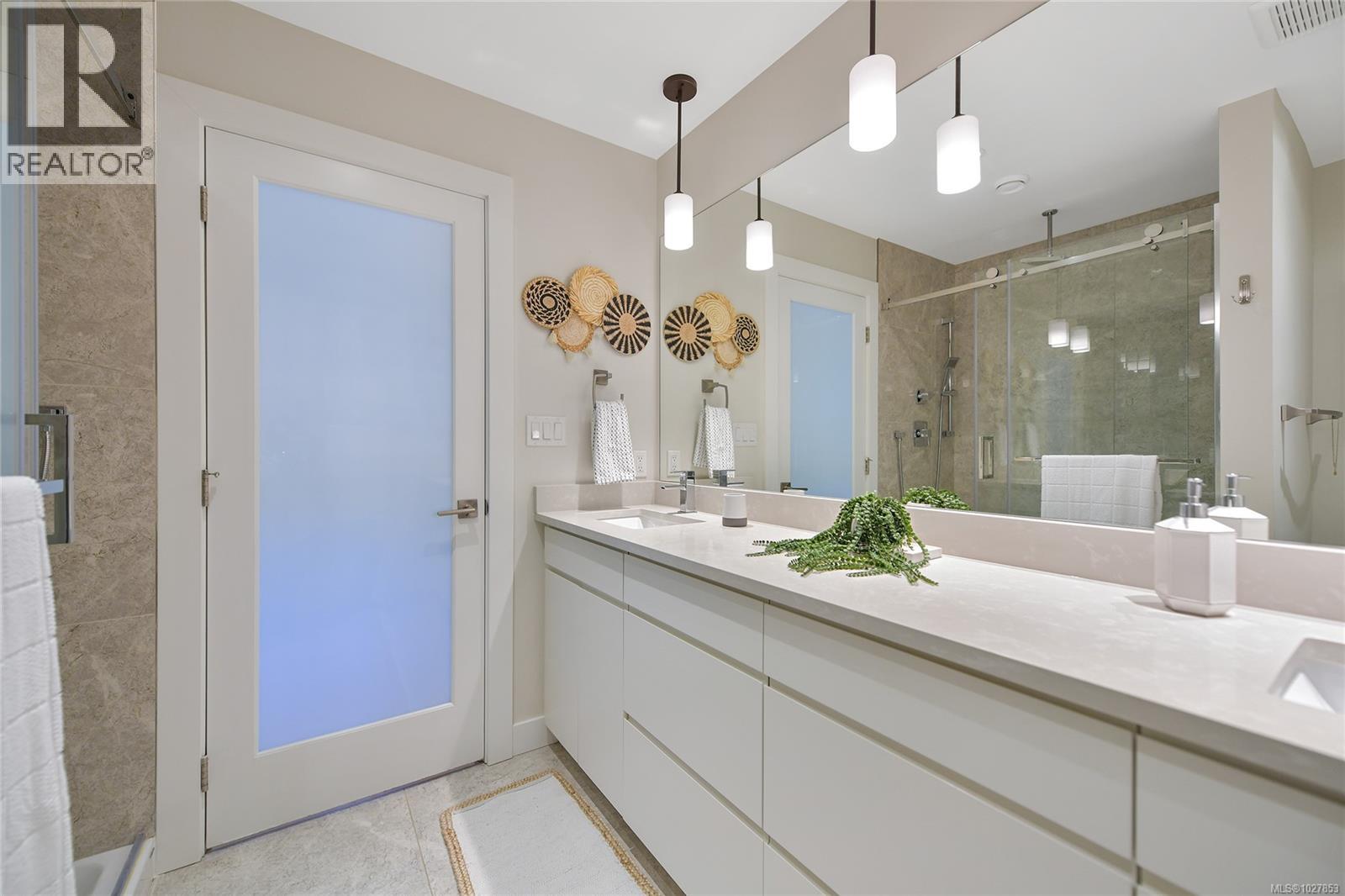 2844 Turnstyle Cres, Langford