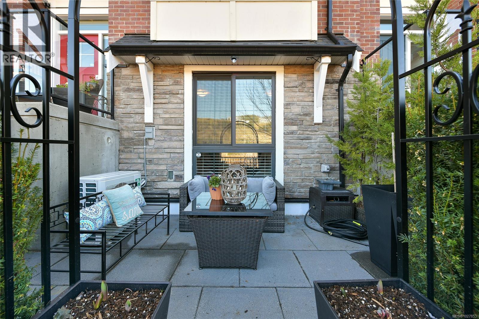 2844 Turnstyle Cres, Langford