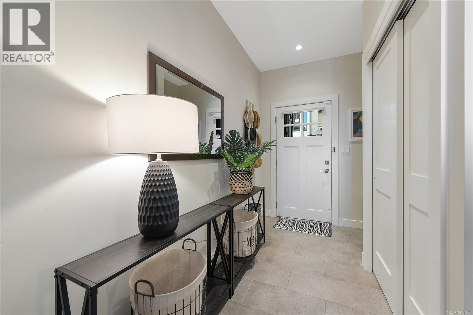 2844 Turnstyle Cres, Langford