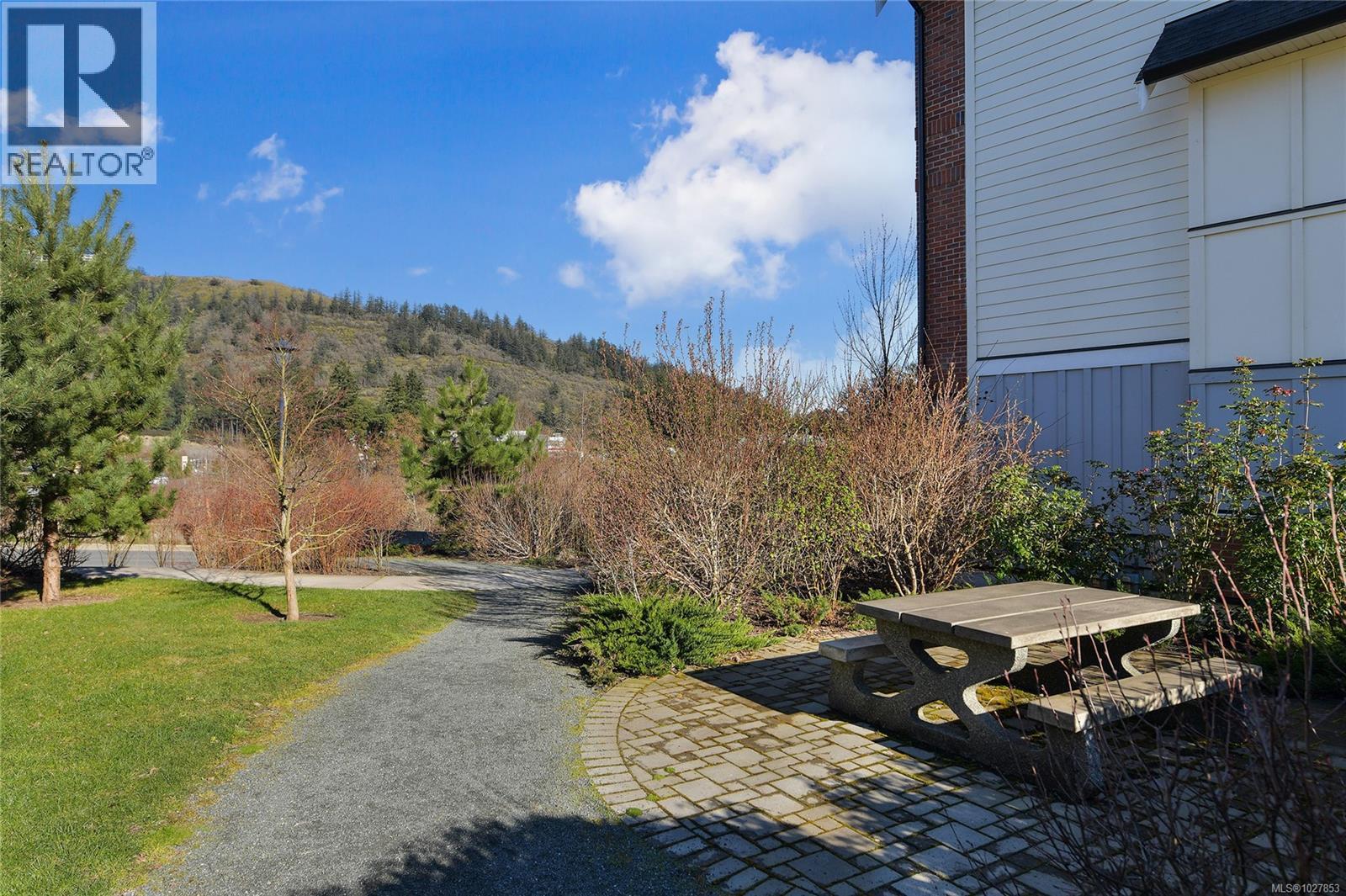 2844 Turnstyle Cres, Langford