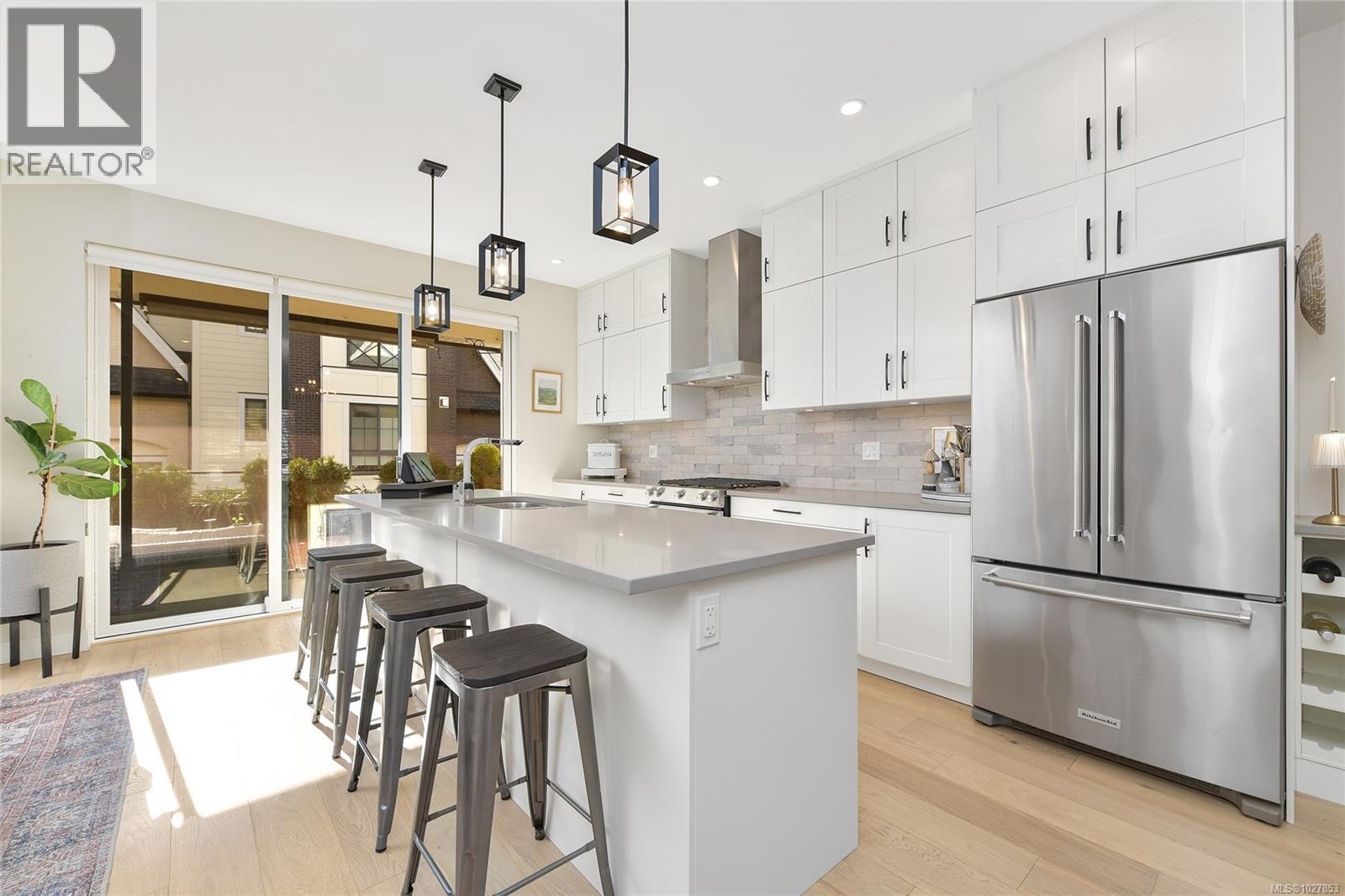 2844 Turnstyle Cres, Langford