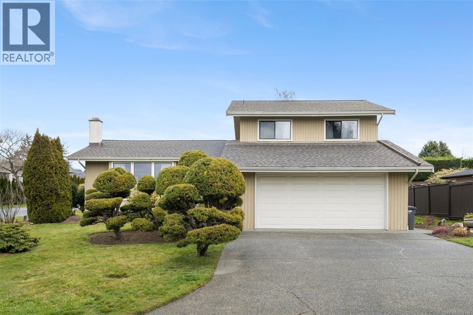 4219 Keewatin Pl, Saanich