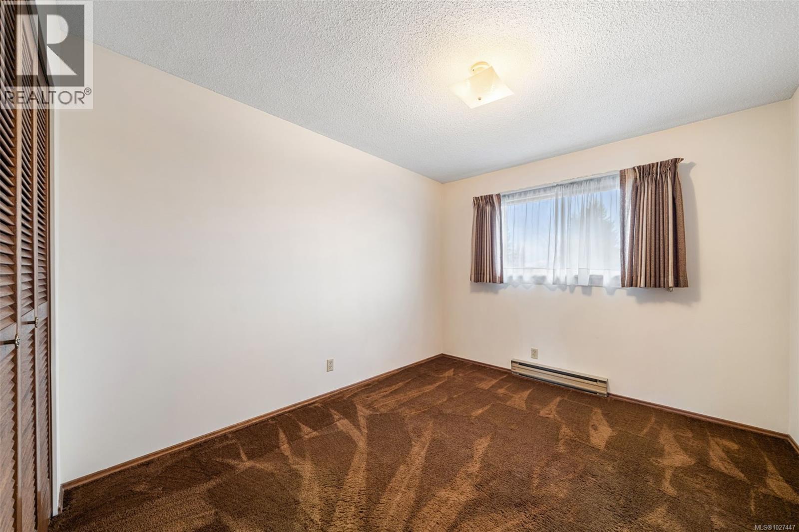 4219 Keewatin Pl, Saanich