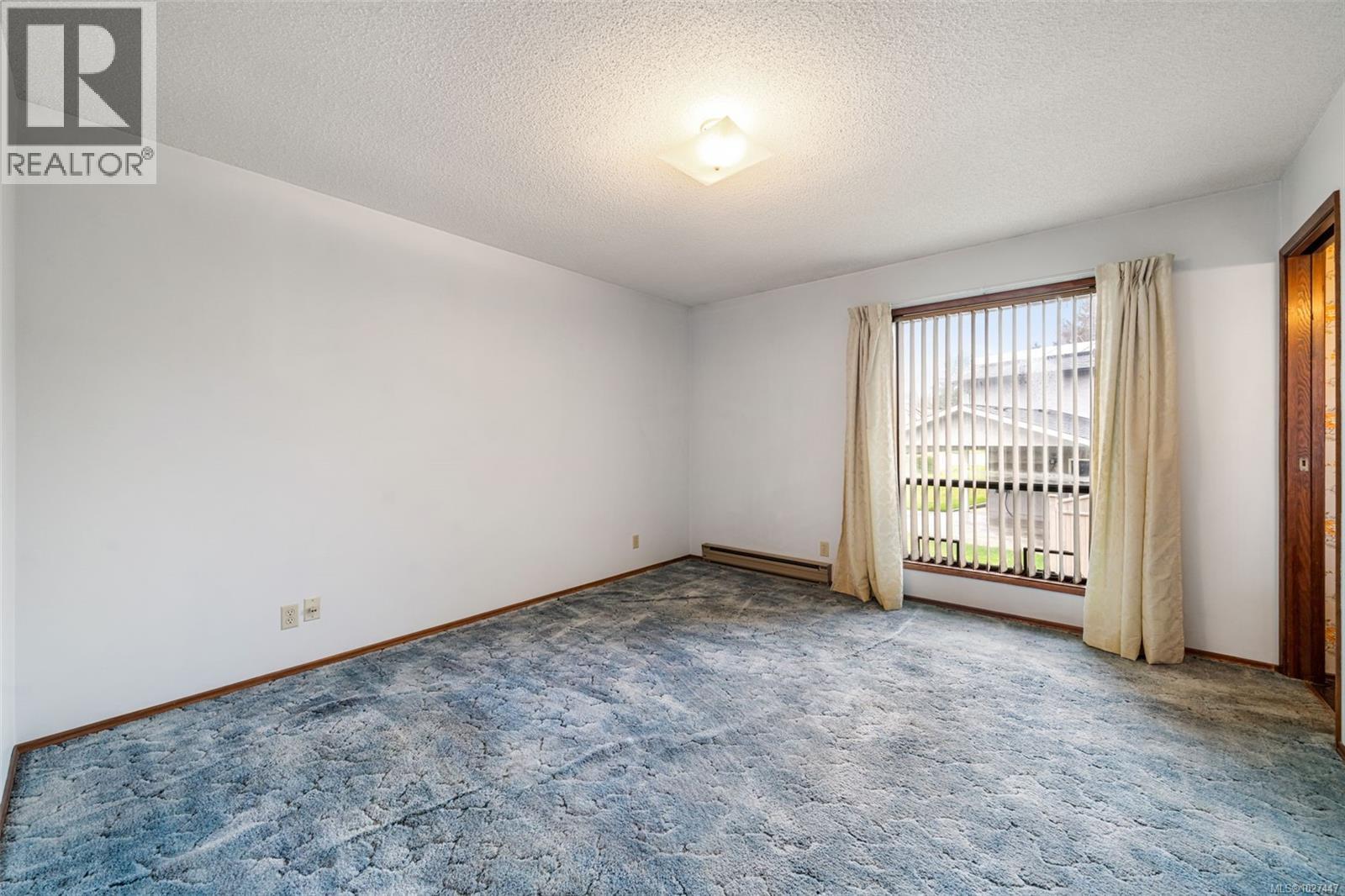 4219 Keewatin Pl, Saanich