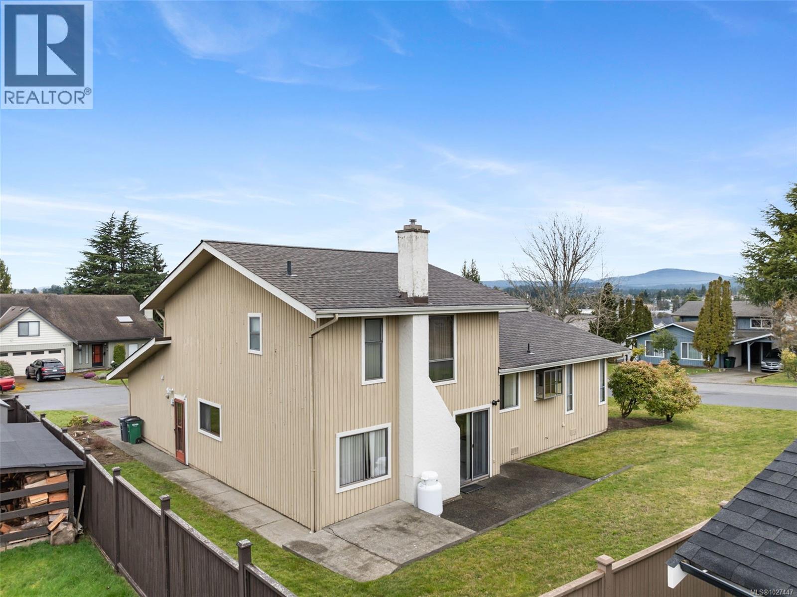 4219 Keewatin Pl, Saanich