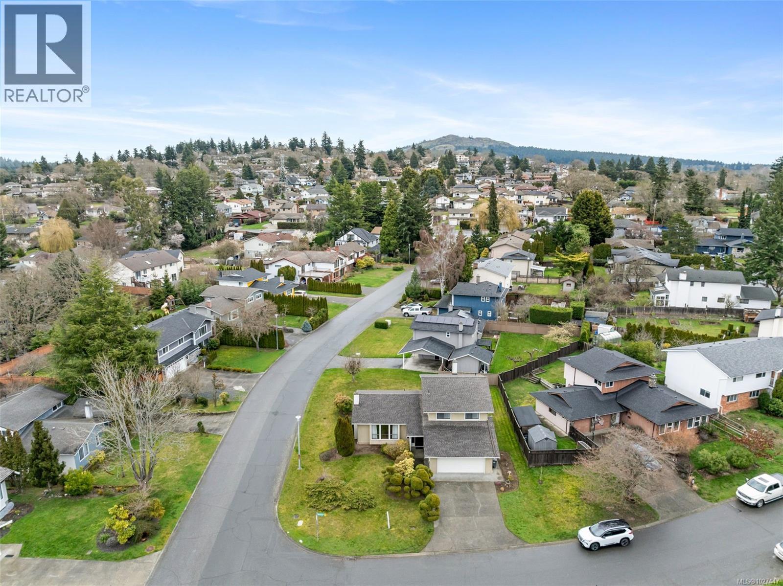 4219 Keewatin Pl, Saanich