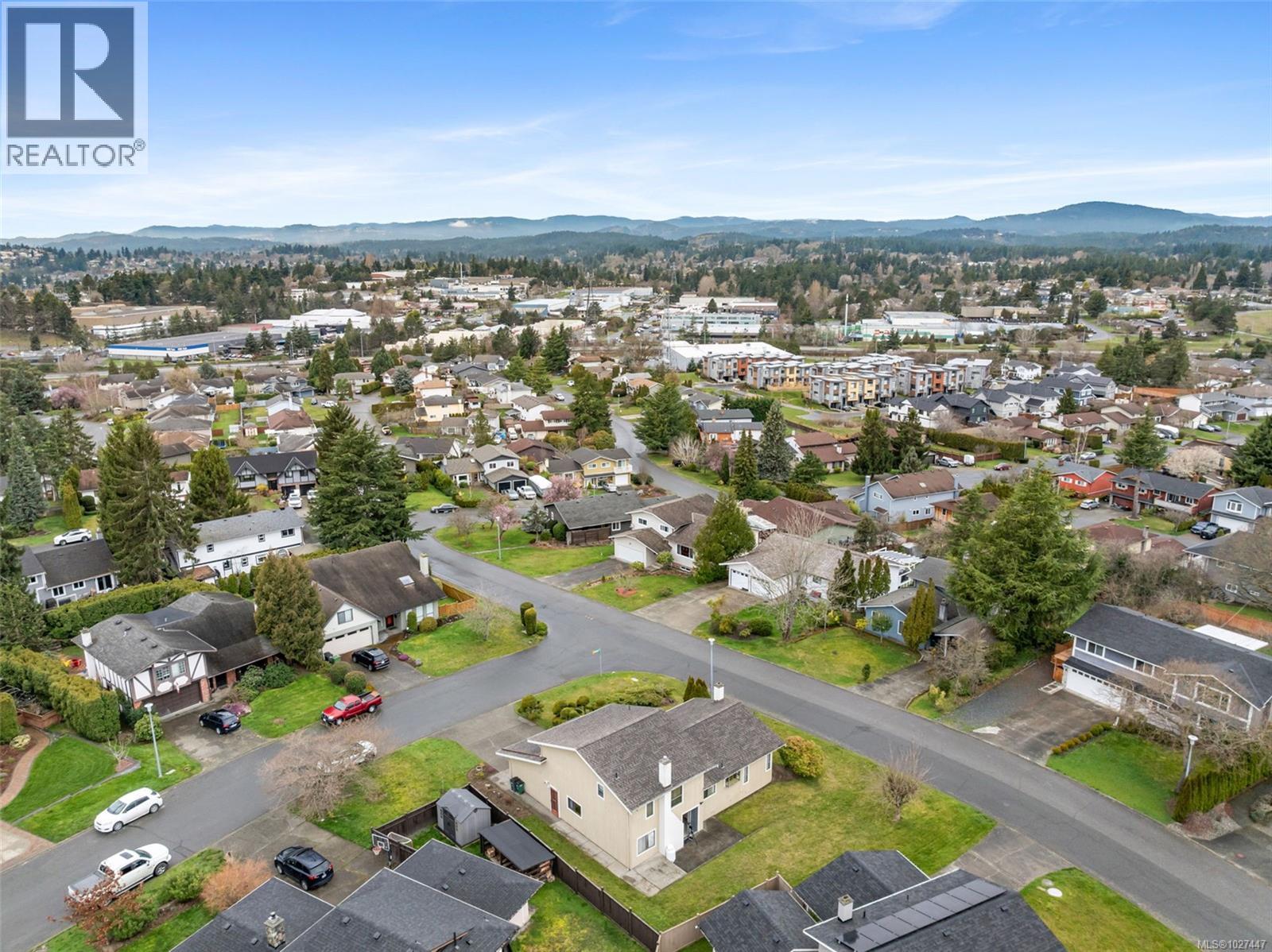 4219 Keewatin Pl, Saanich