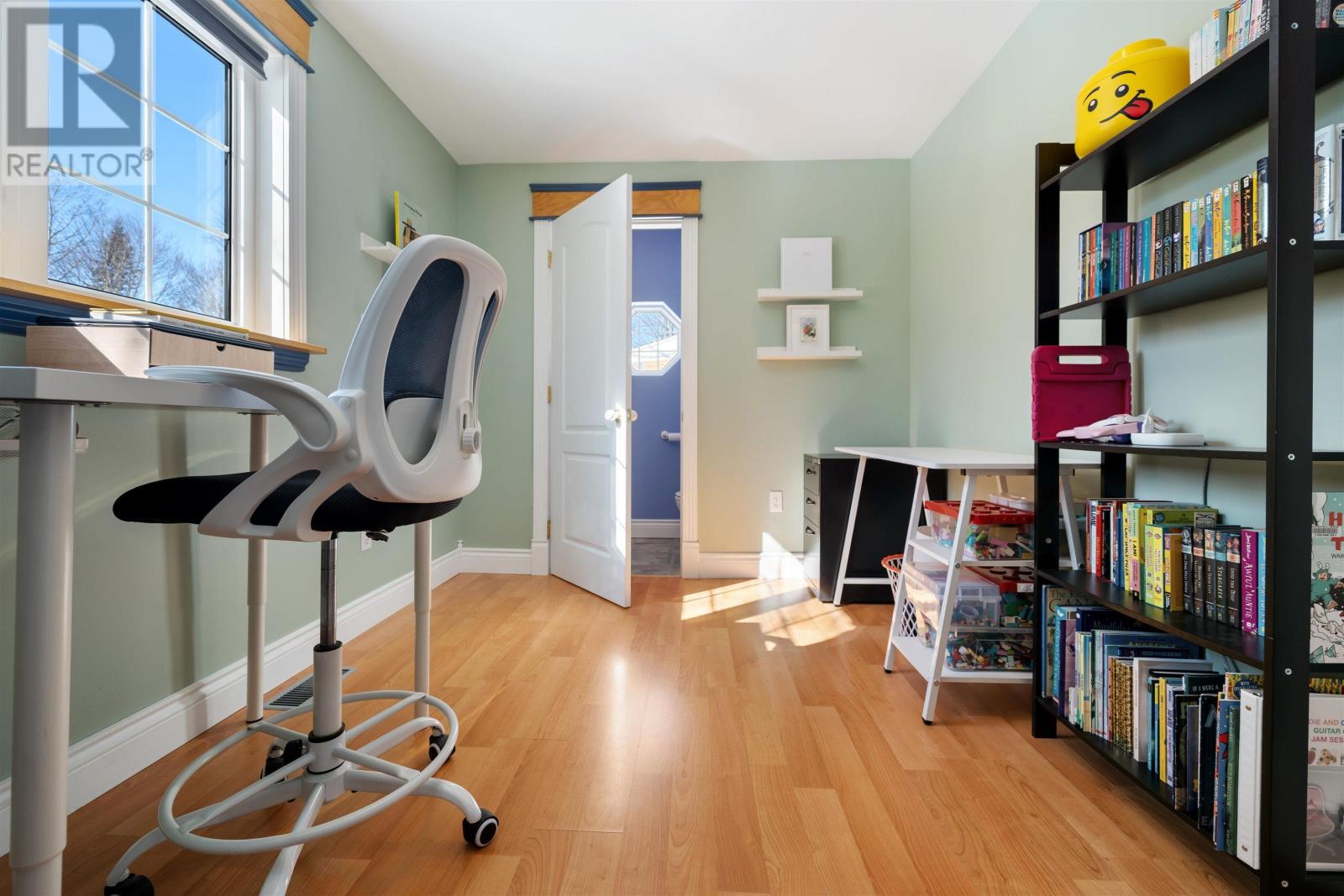 Property 22 of 46 of 1054 Montague Road