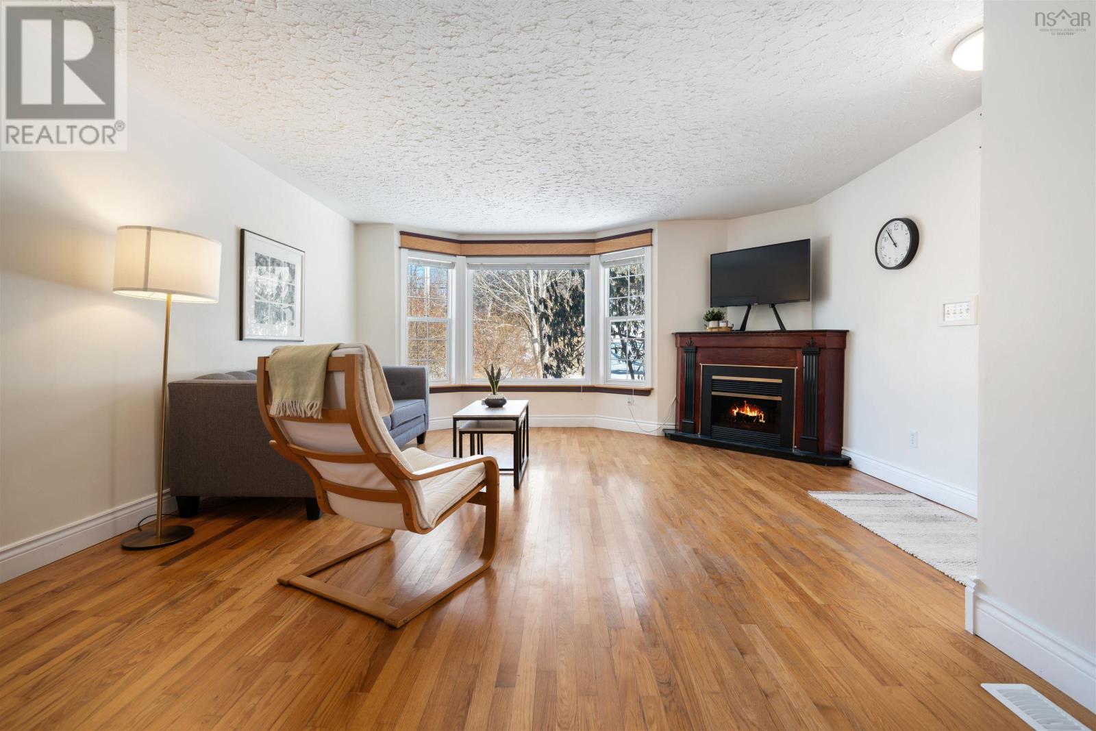 Property 3 of 46 of 1054 Montague Road