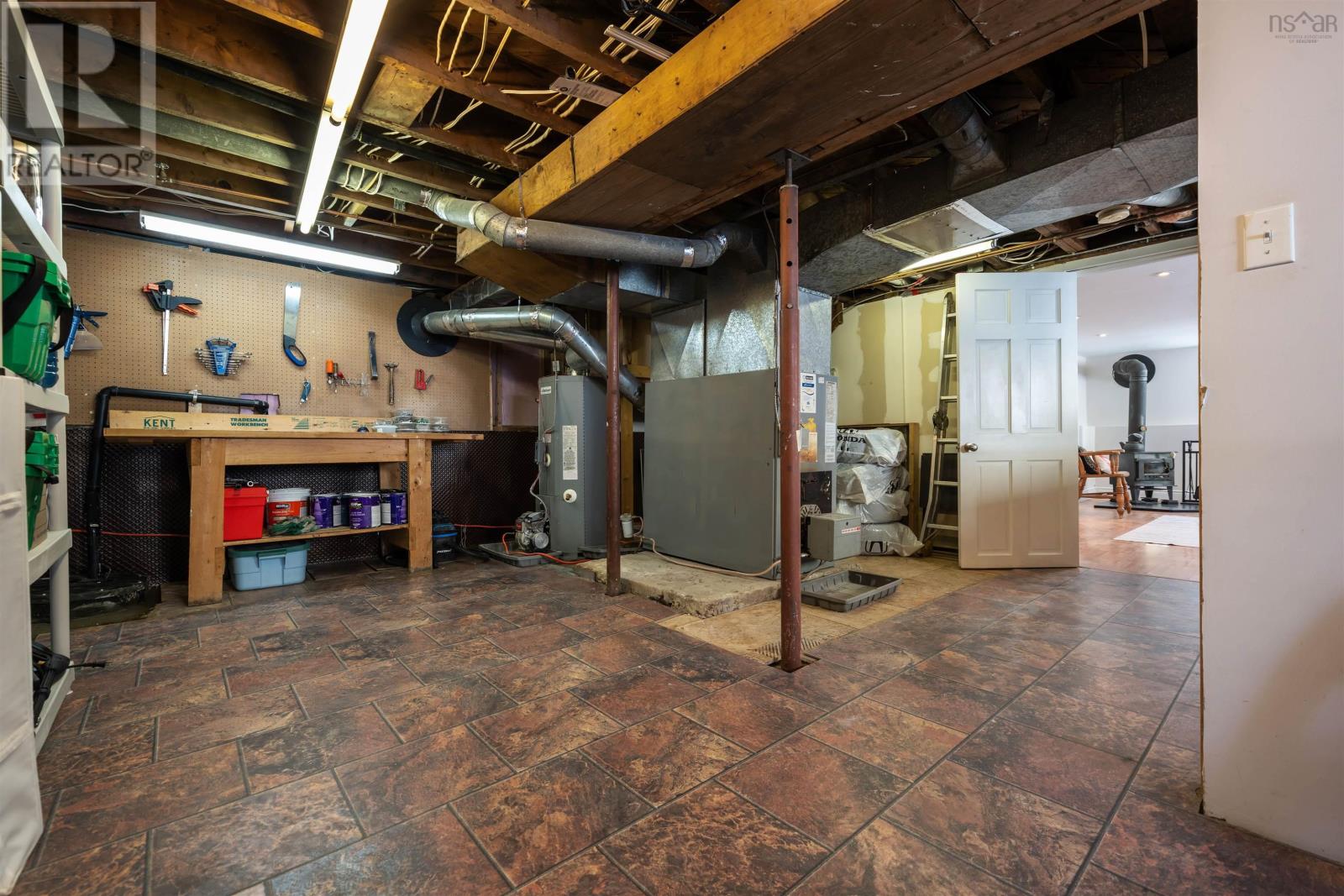 Property 32 of 46 of 1054 Montague Road