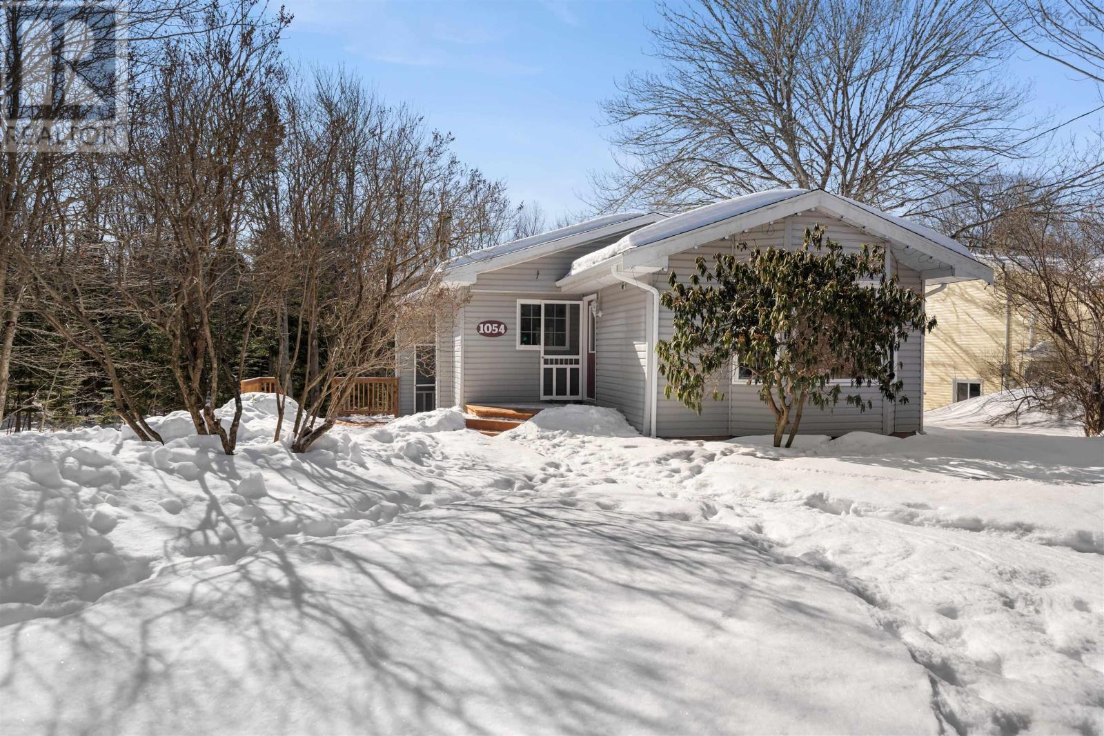 Property 35 of 46 of 1054 Montague Road