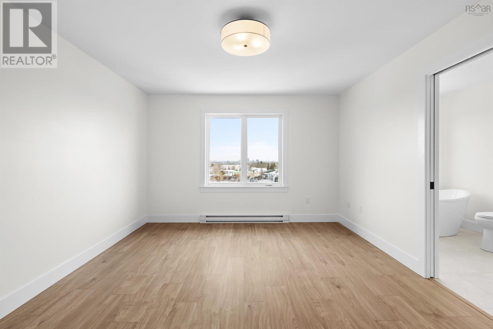 Property 23 of 46 of 69 Grenoble Court