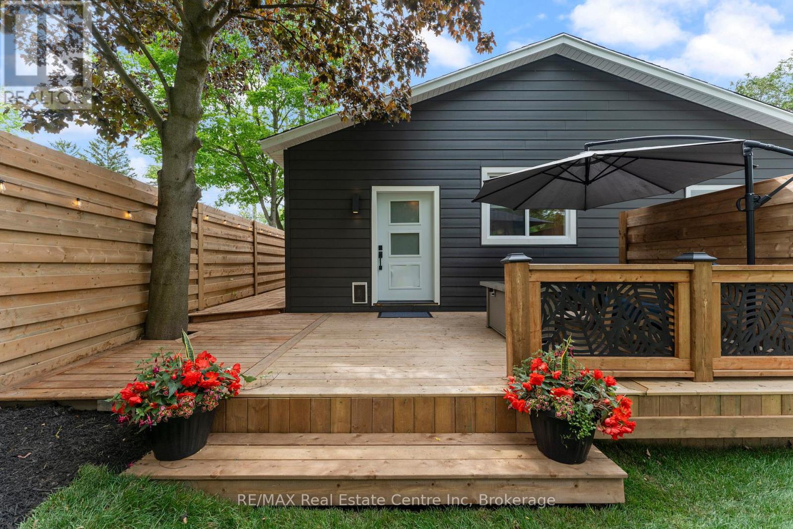 1283 SWAN STREET — photo 41