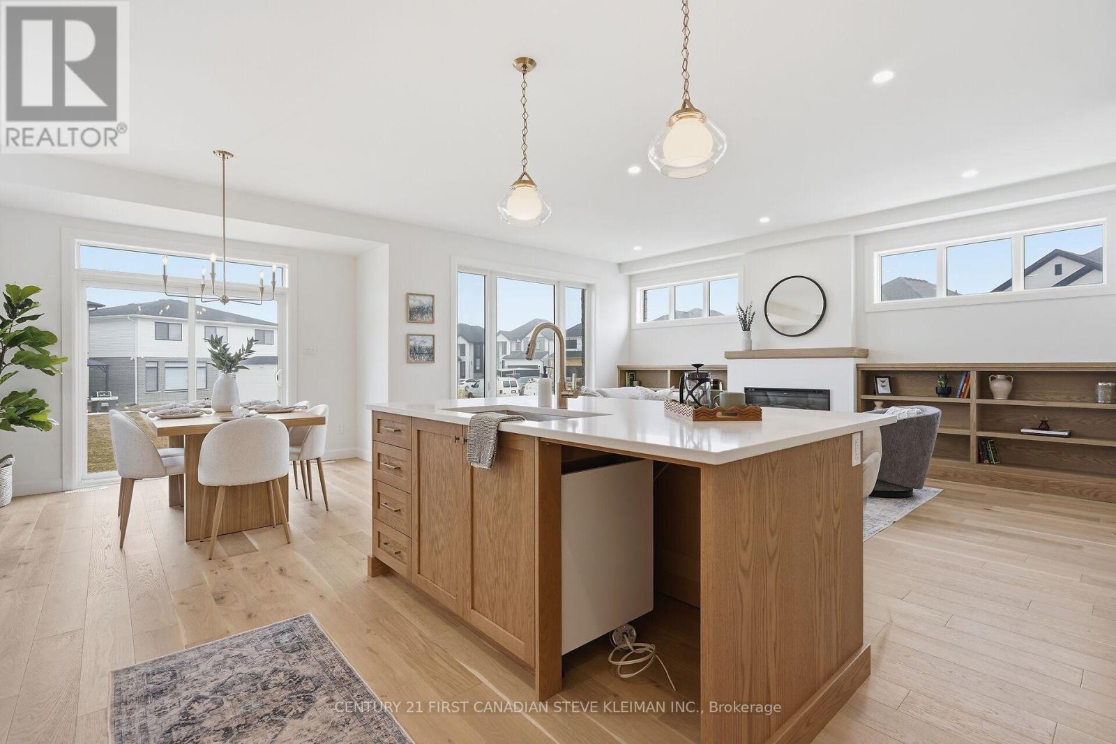 1341 BUSH HILL LINK - 11