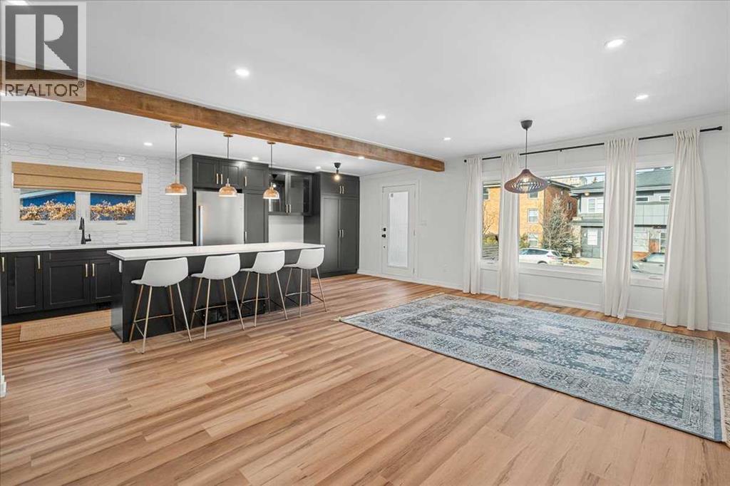 Single Family House Bi-level for Sale in   Avenue SW Altadore Calgary 