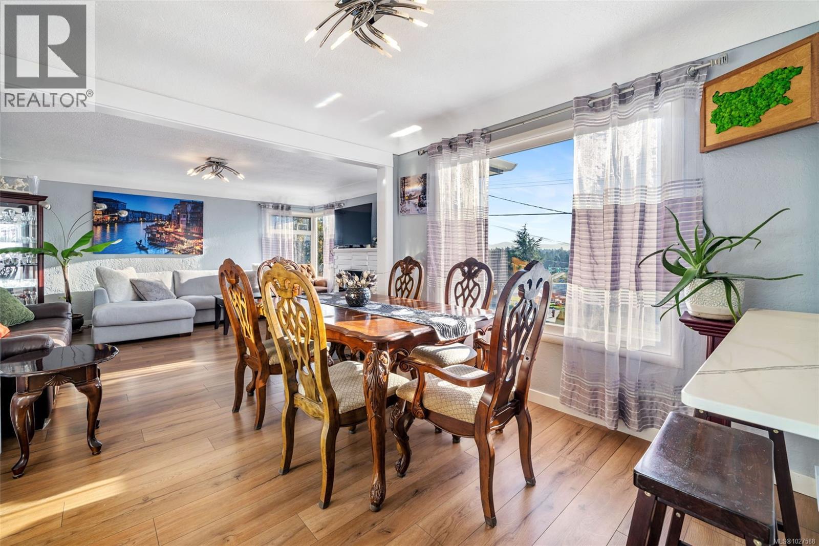 730 Burnside Rd W, Saanich