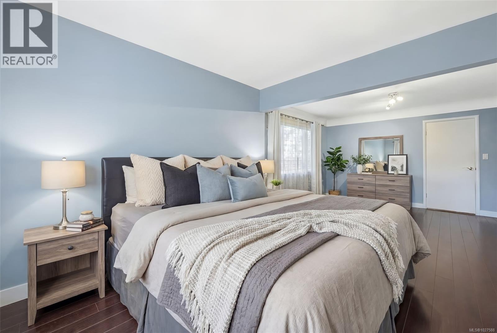 730 Burnside Rd W, Saanich