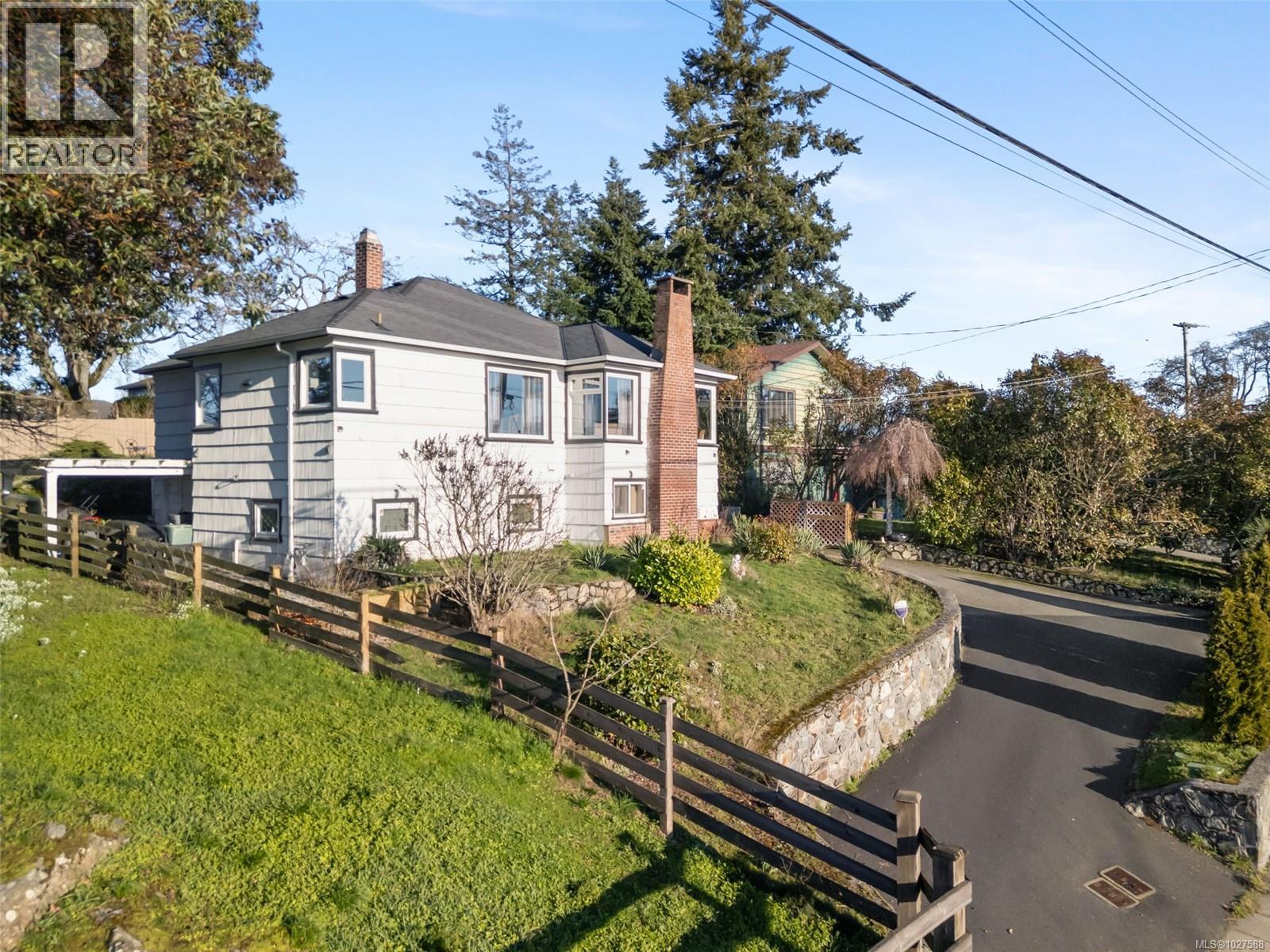 730 Burnside Rd W, Saanich