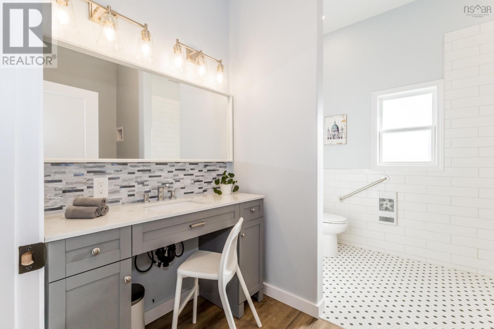 Property 18 of 38 of 17 Mckenna Street