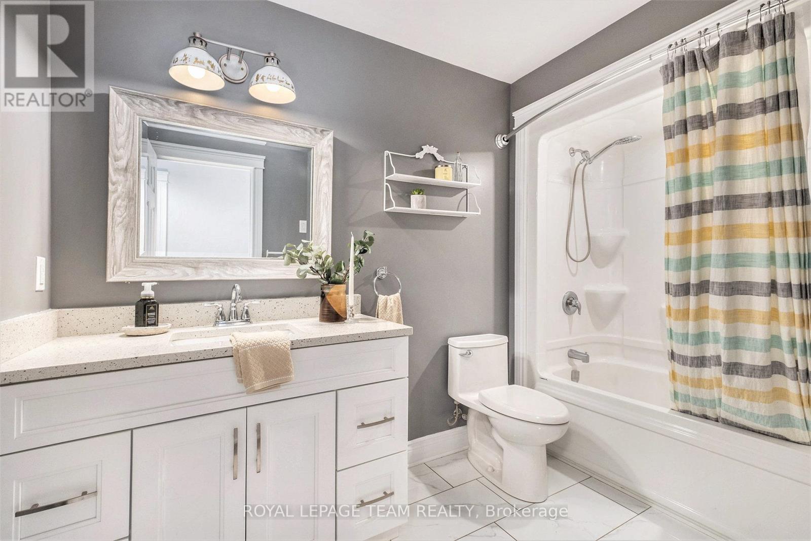 1503 HYNDMAN ROAD - 20
