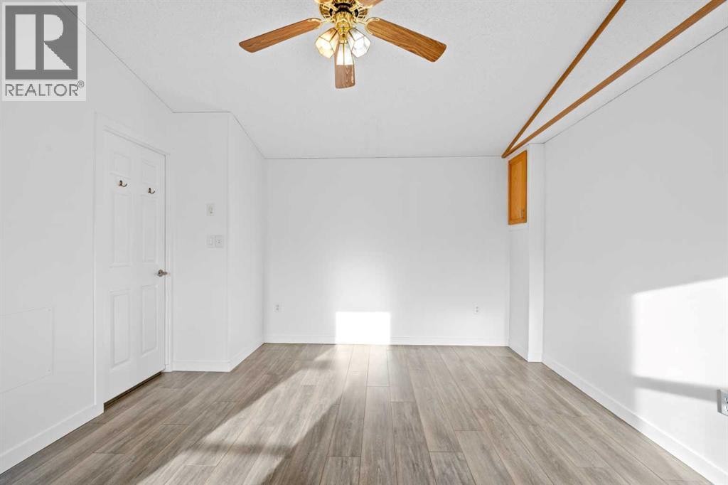 Single Family House Mobile Home for Sale in    Street NW Greenwood/Greenbriar Calgary 