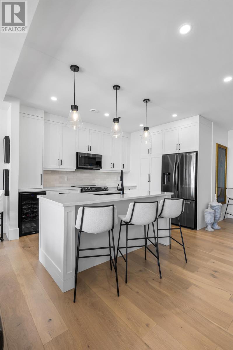 41 RICHMOND STREET - 13