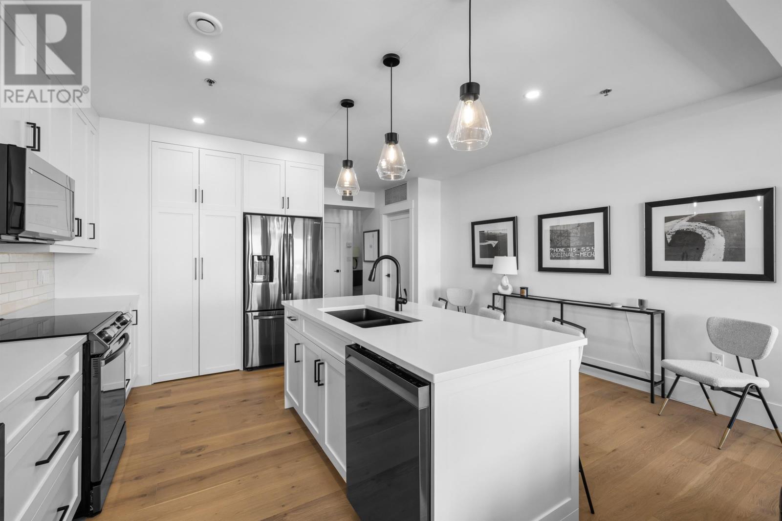 41 RICHMOND STREET - 7