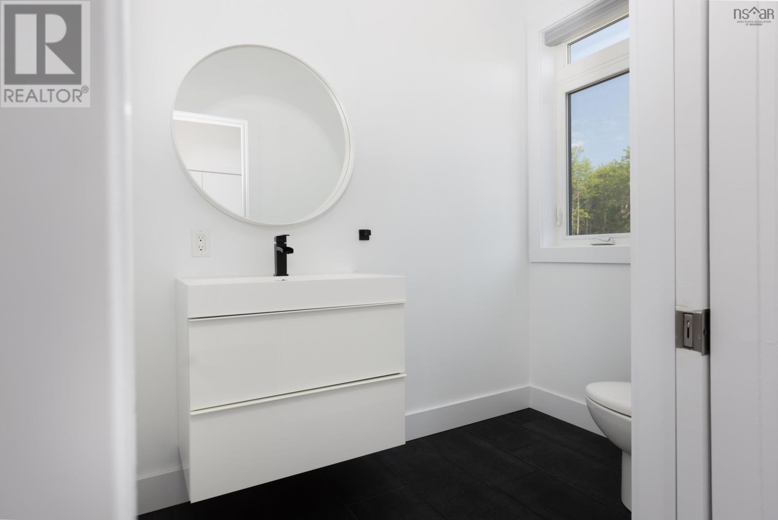 Property 16 of 50 of 326 Notting Hill Road