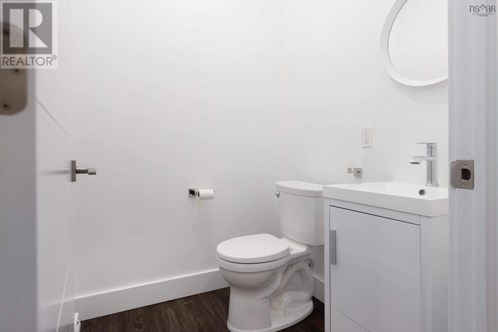 Property 19 of 50 of 326 Notting Hill Road