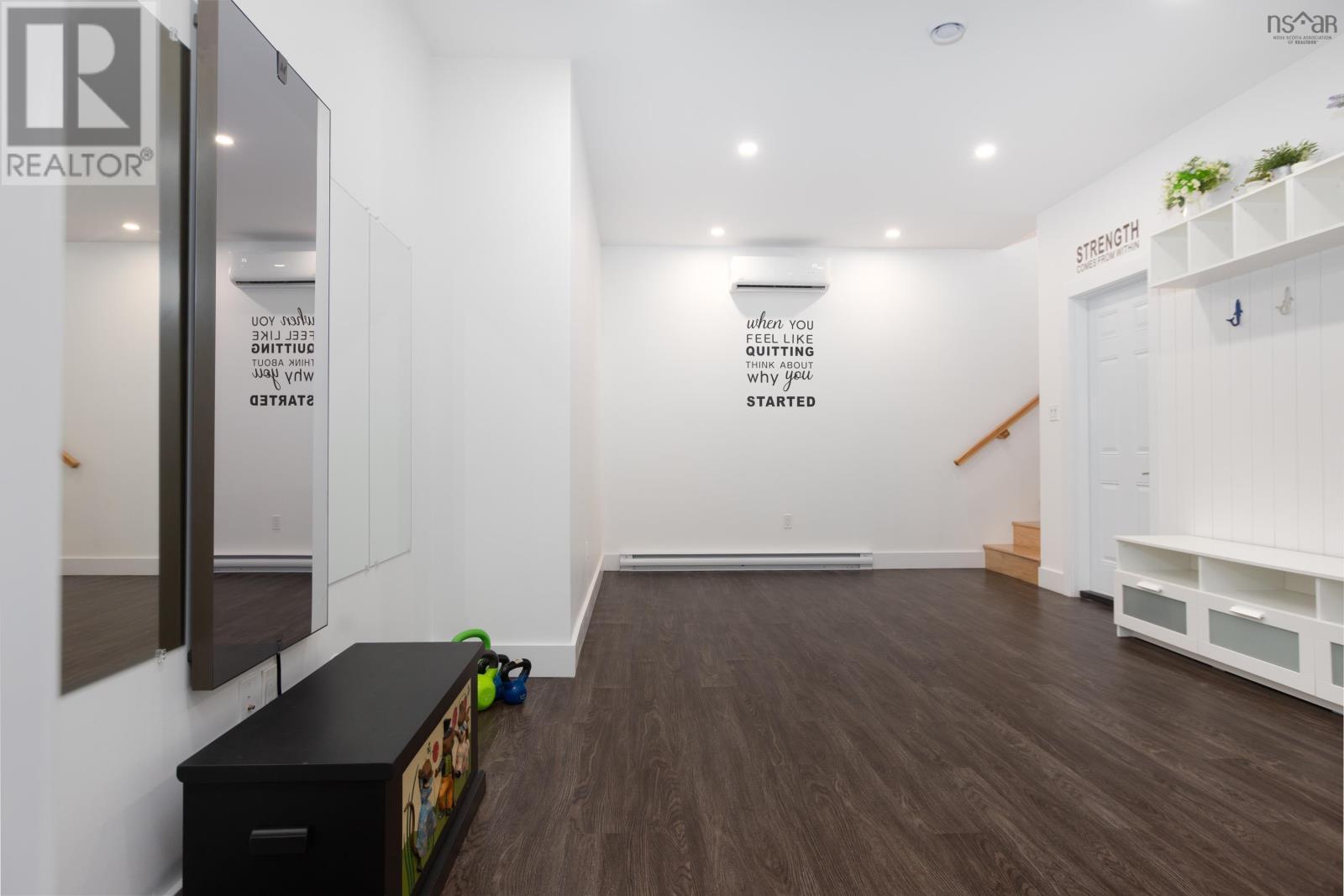 Property 24 of 50 of 326 Notting Hill Road