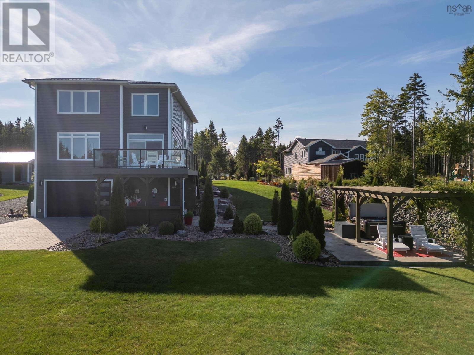 Property 38 of 50 of 326 Notting Hill Road