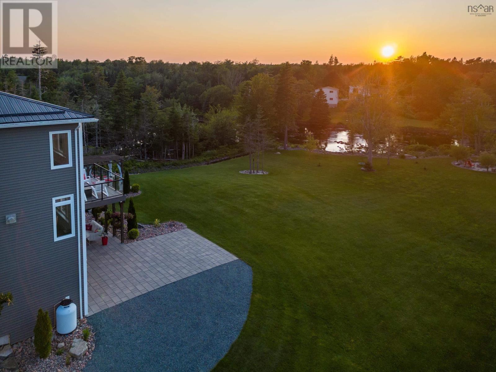 Property 42 of 50 of 326 Notting Hill Road