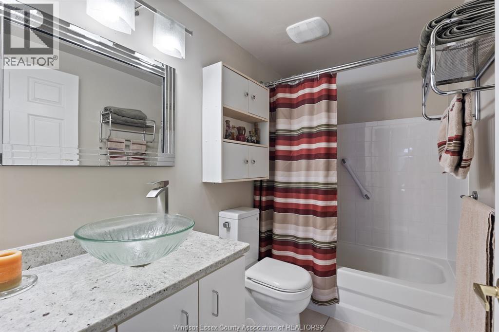 #108 8335 WYANDOTTE STREET EAST - 21