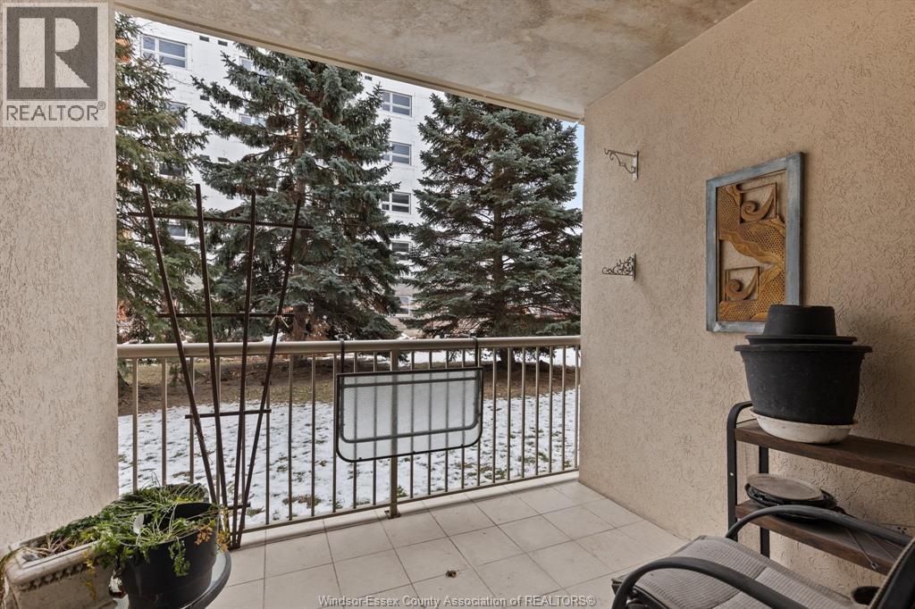 #108 8335 WYANDOTTE STREET EAST - 23