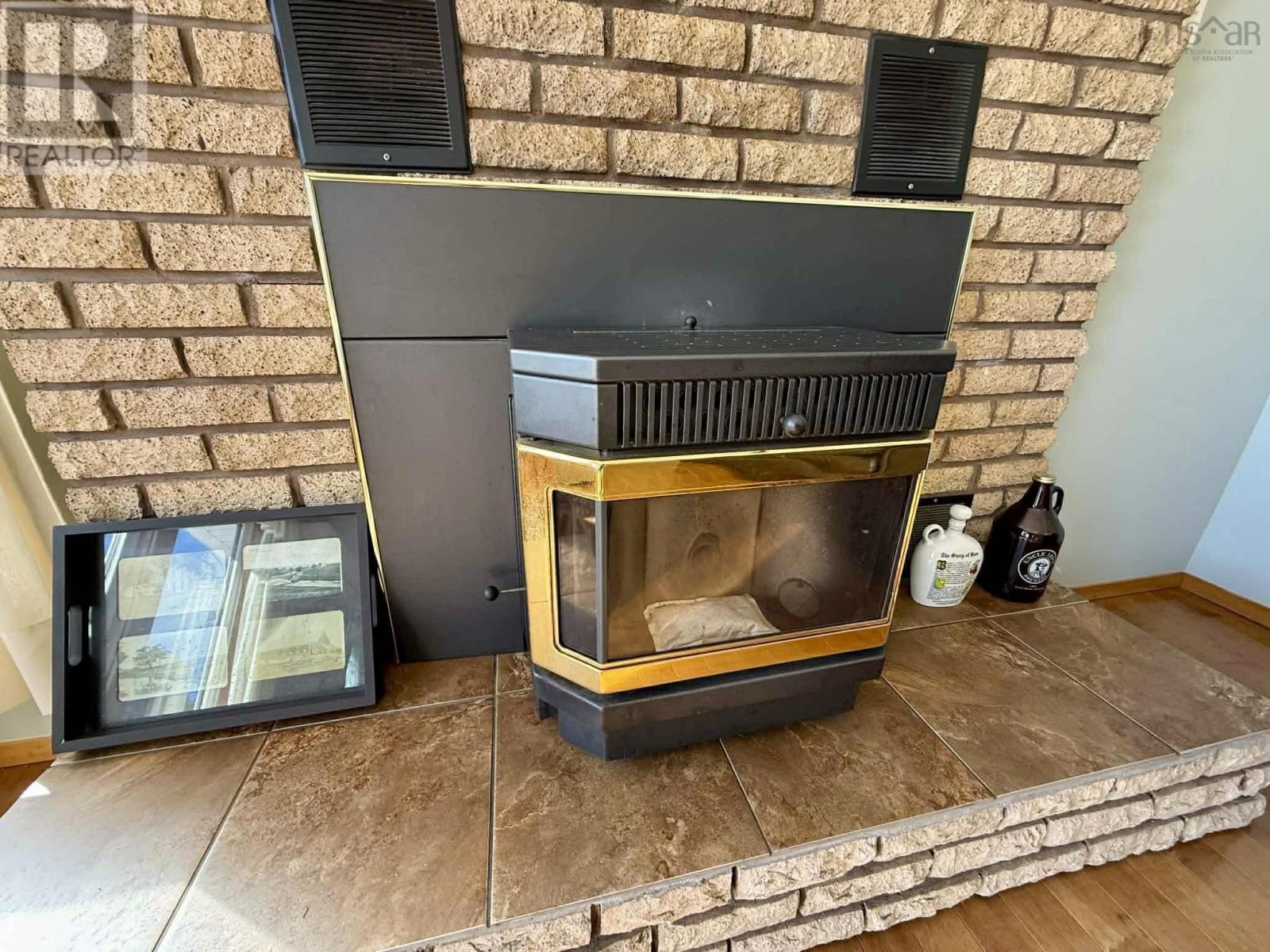 Property 22 of 35 of 9 Crystal Lake Drive