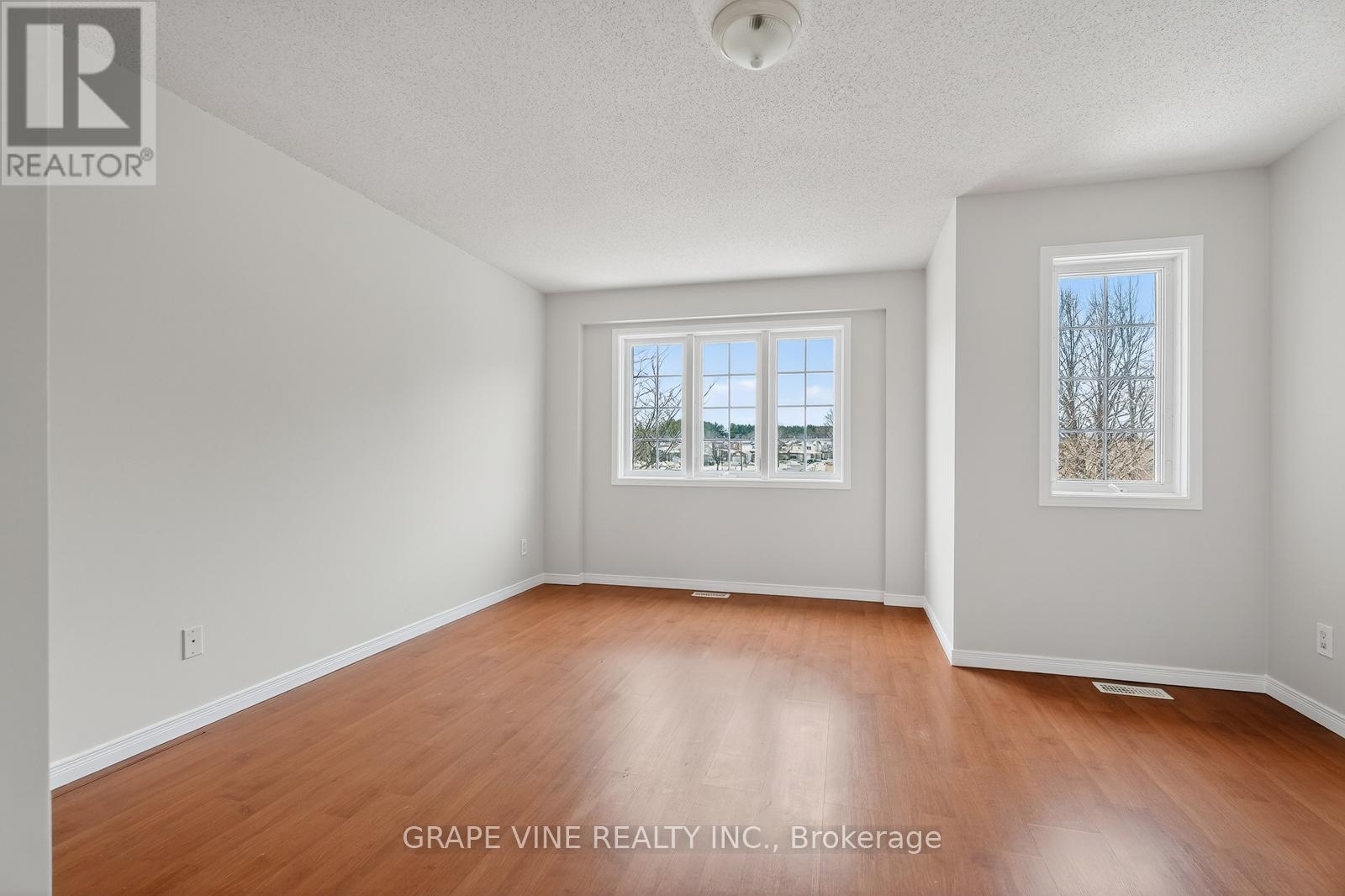 460 SEYTON DRIVE - 18