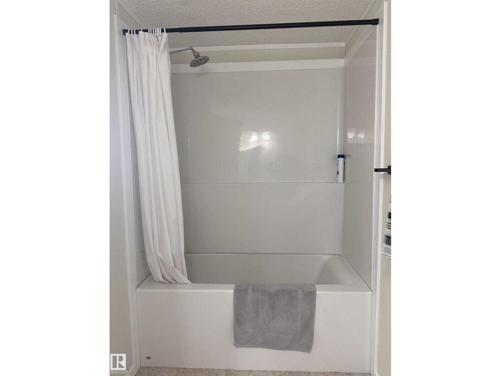 
          83 9501 104 Avenue
            <br/>
            <span>Westlock</span>
            , 
            <span>AB</span>
             <span>T7P1M7</span>
         - Photo 26