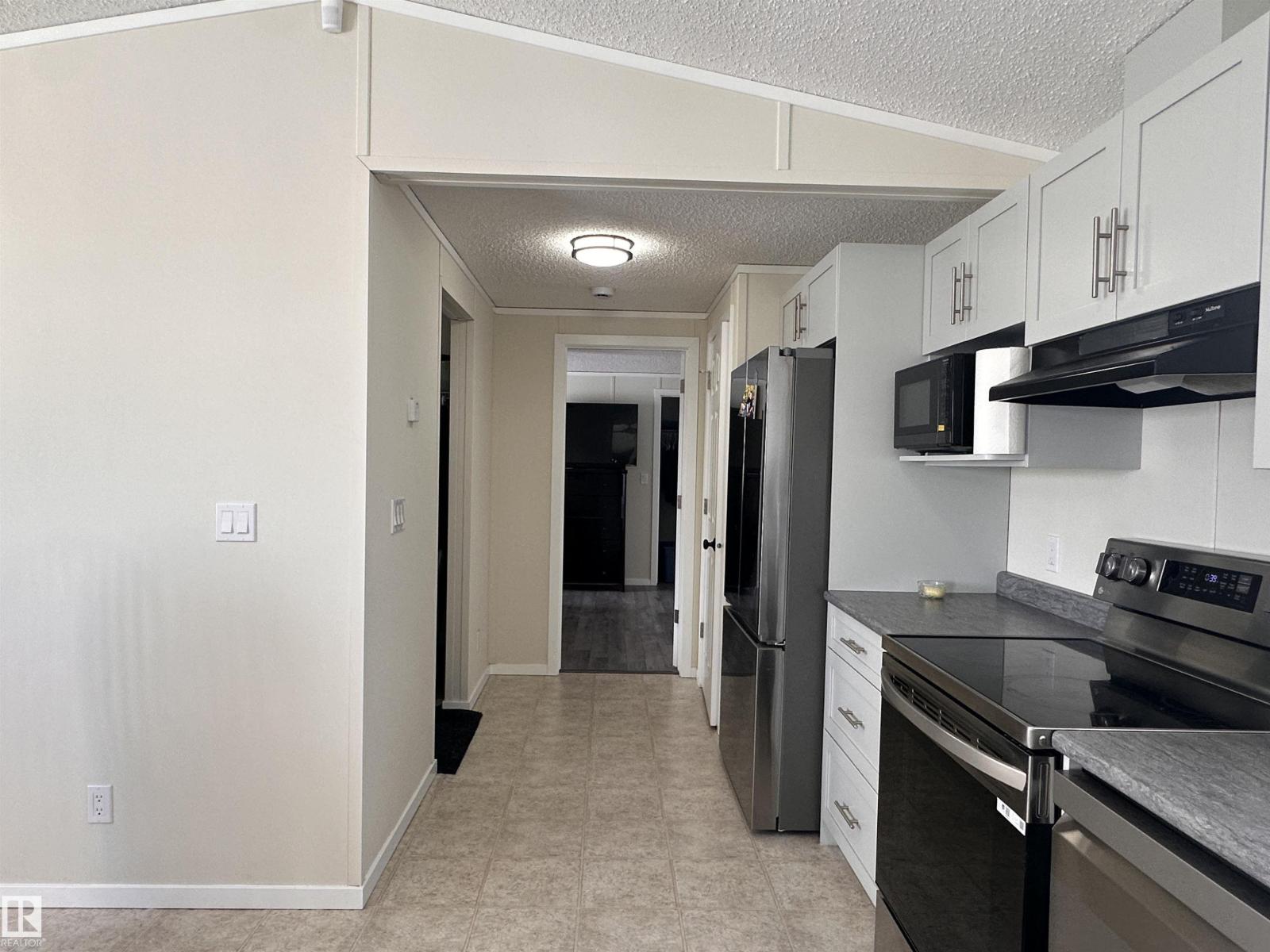 
          83 9501 104 Avenue
            <br/>
            <span>Westlock</span>
            , 
            <span>AB</span>
             <span>T7P1M7</span>
         - Photo 18