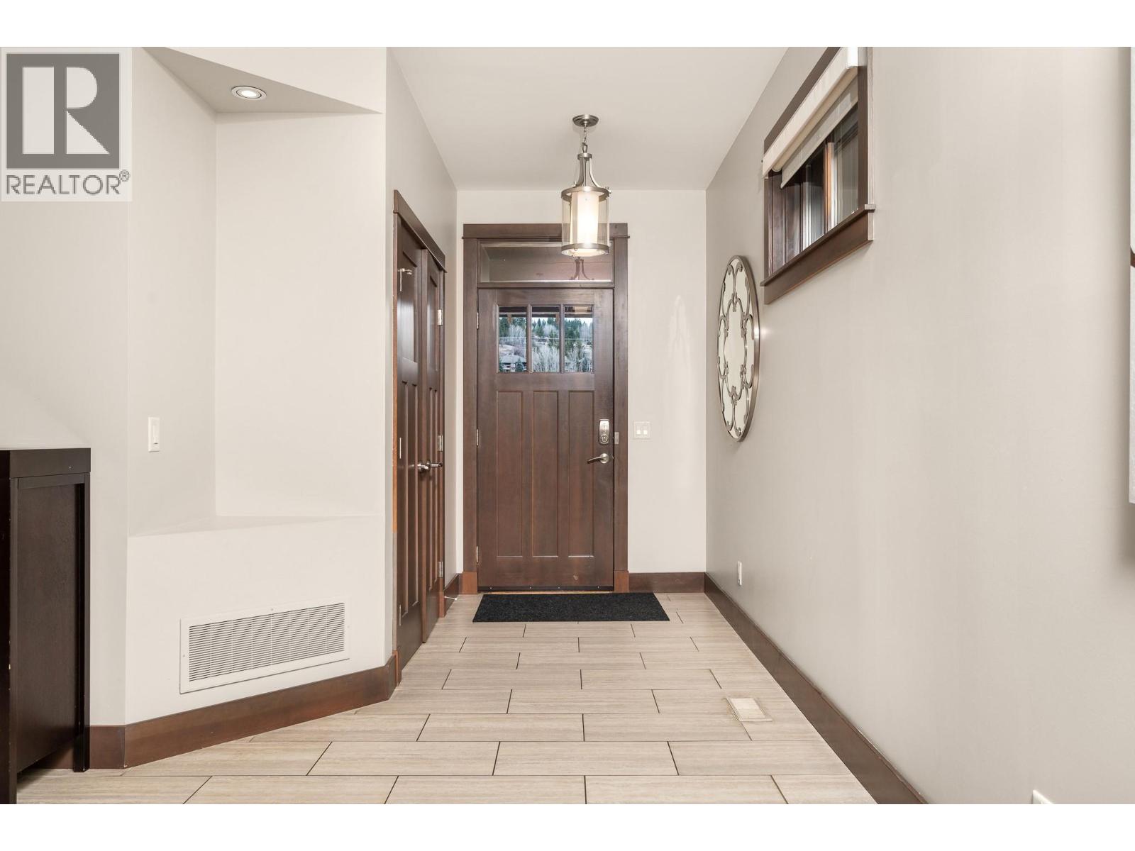 3C 101 Dormie Drive, Vernon